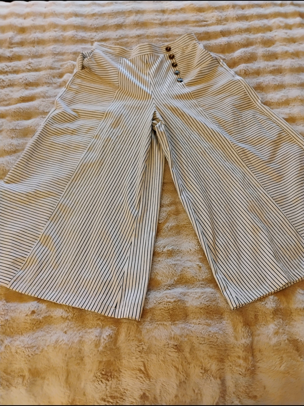 Striped Wide Leg Crop Pants in White and Black